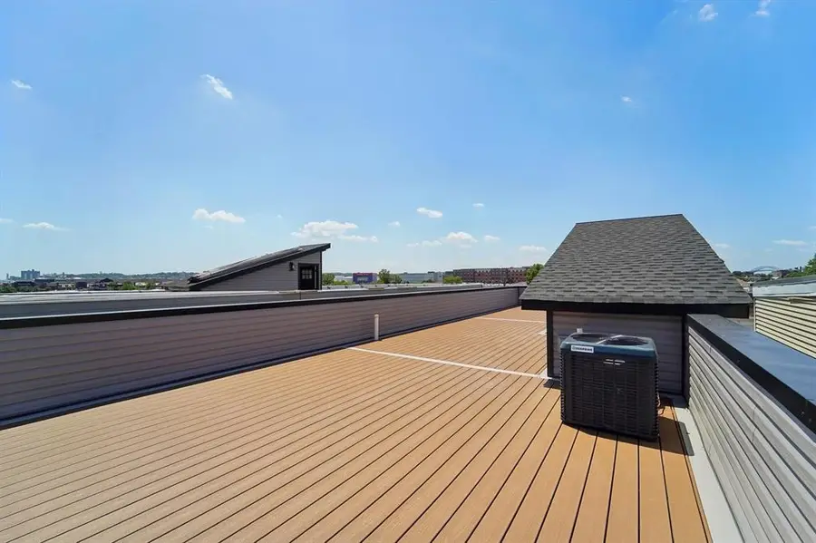 90 EAST 27TH ST #2, Bayonne, NJ 07002 - #3