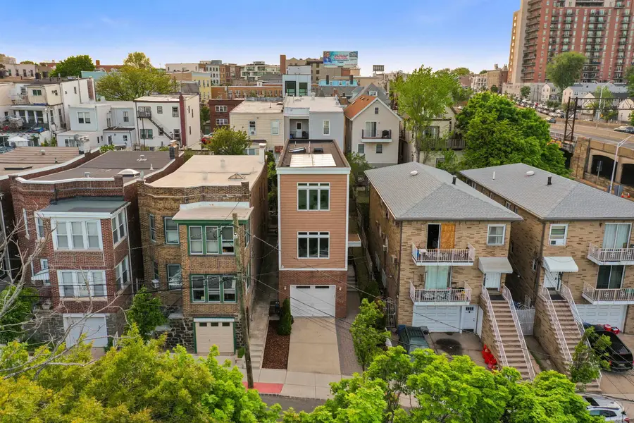 627 GREGORY AVE, Weehawken, NJ 07086 - #2