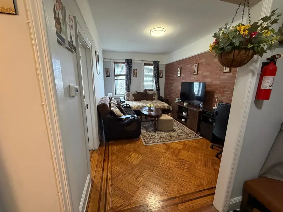 262 CLENDENNY AVE #4, Jersey City, NJ 07304 - #2