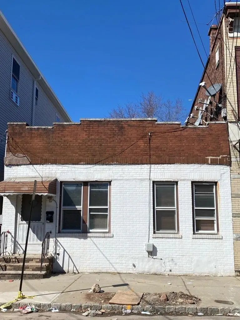 39 HECKEL ST, Belleville, NJ 07109 - #2