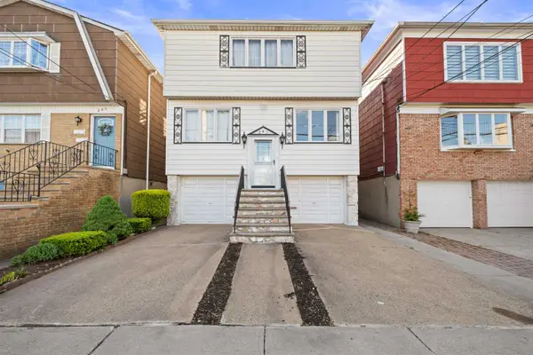 287 AVENUE E, Bayonne, NJ 07002