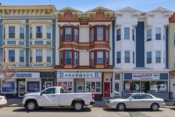 808 BROADWAY, Bayonne, NJ 07002