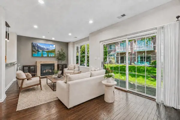 102 ABBIE CT #102, Guttenberg, NJ 07093