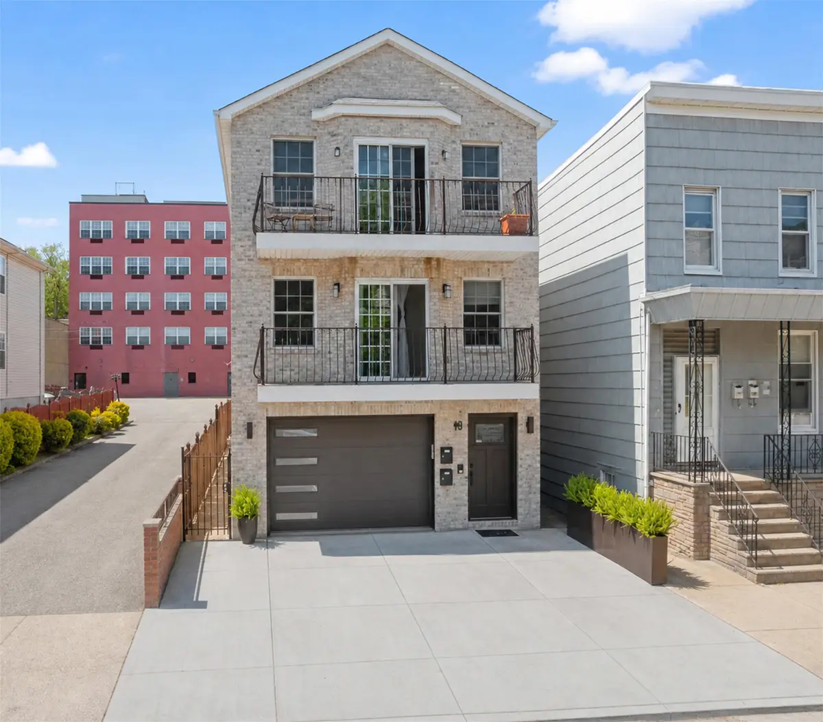 19 CAMBRIDGE AVE, Jersey City, NJ 07307 - #1