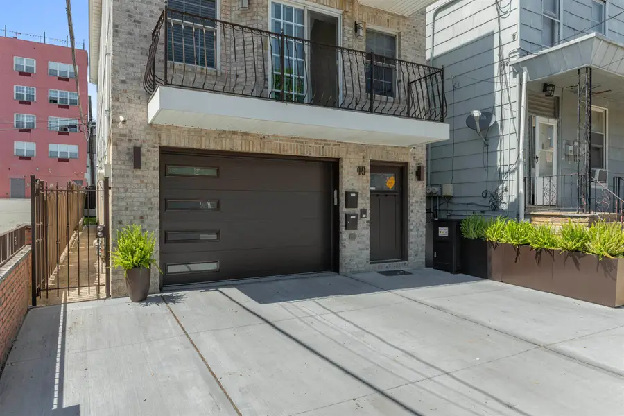 19 CAMBRIDGE AVE, Jersey City, NJ 07307 - #3