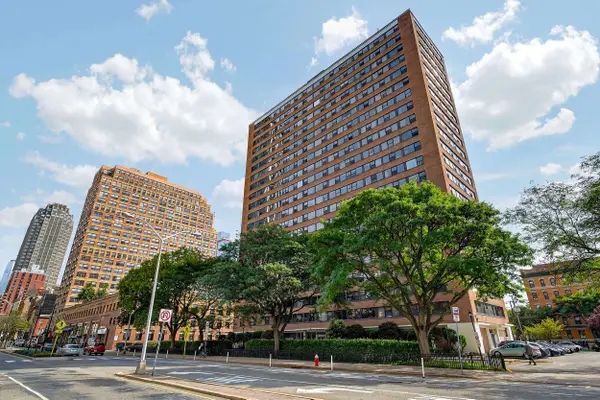 135 MONTGOMERY ST #18C, JC, Downtown, NJ 07302