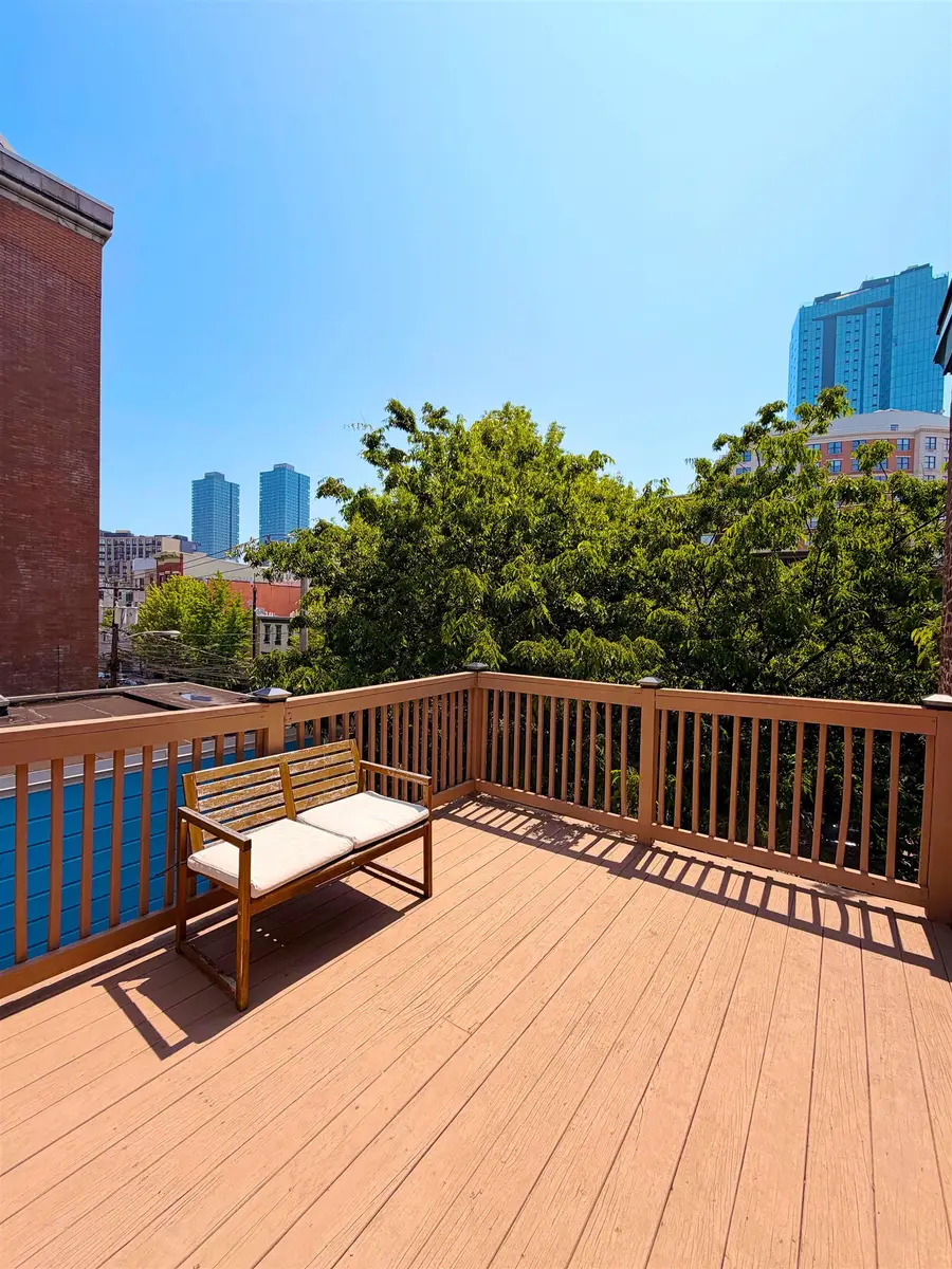 440 JERSEY AVE #302, Elizabeth, NJ 07303-4028 - #3