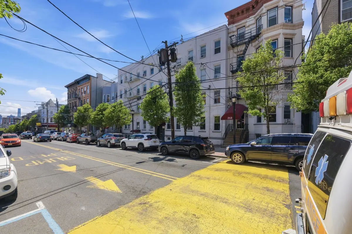 213 48TH ST #B3, Union City, NJ 07087-000 - #1