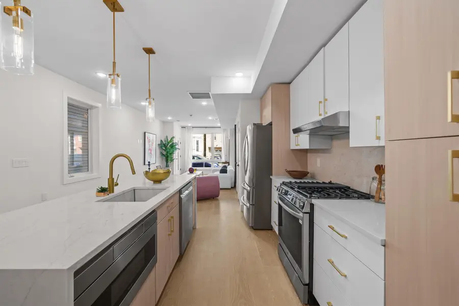 249.5 HALLADAY ST #A, Jersey City, NJ 07304 - #3