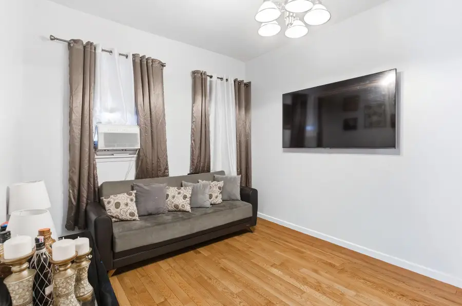 121 SEAVIEW AVE, Jersey City, NJ 07305-1788 - #2