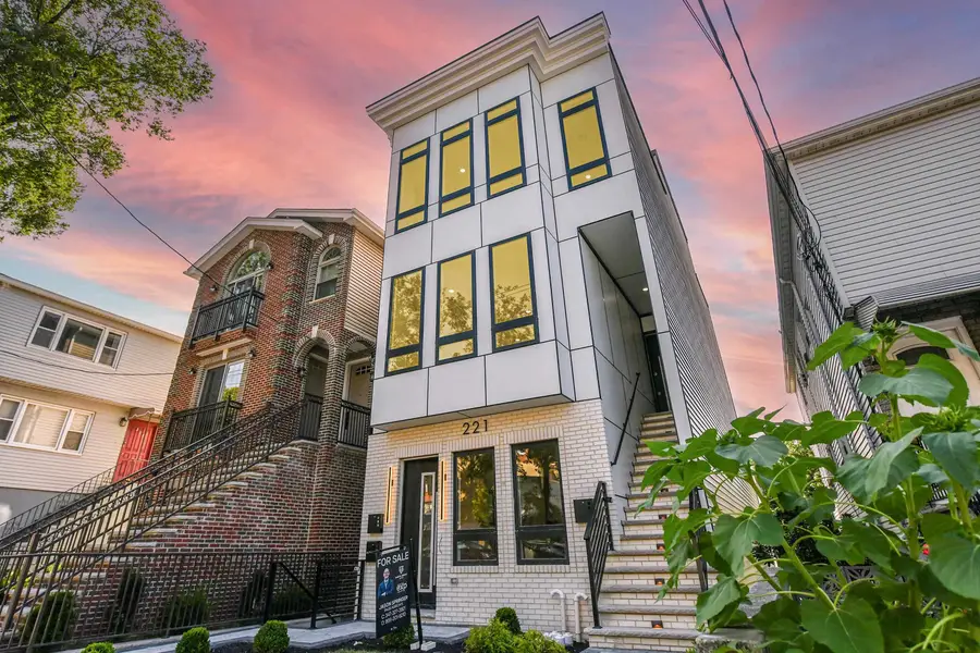 221 COLUMBIA AVE #2, Jersey City, NJ 07307 - #3