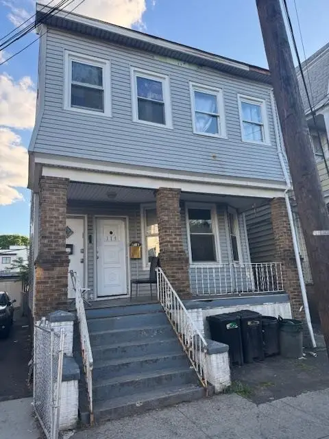 119 WOODLAWN AVE, JC, Greenville, NJ 07305