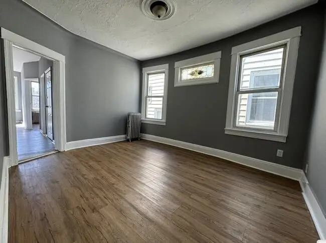 119 WOODLAWN AVE, Jersey City, NJ 07305 - #3