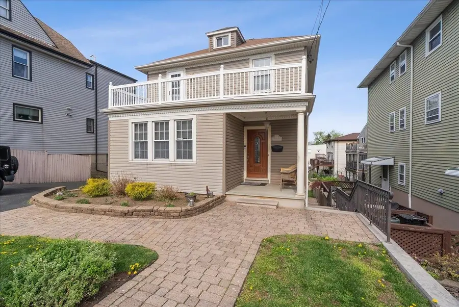 1119 STONEWALL LANE, Secaucus, NJ 07094 - #2