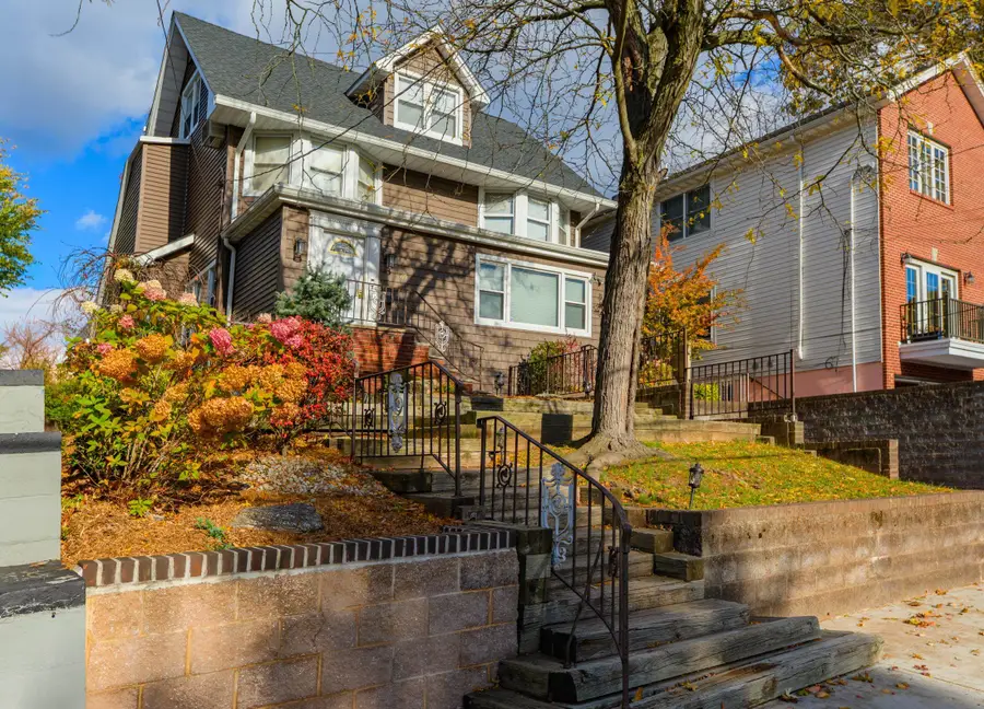 69-71 WEST 36TH ST, Bayonne, NJ 07002 - #3