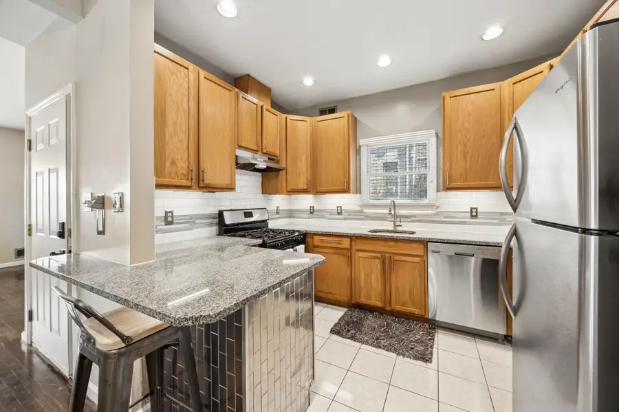 242 BALDWIN AVE #1, Jersey City, NJ 07306 - #3