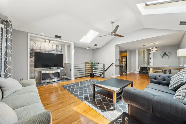 242 BALDWIN AVE #2, JC, Journal Square, NJ 07306