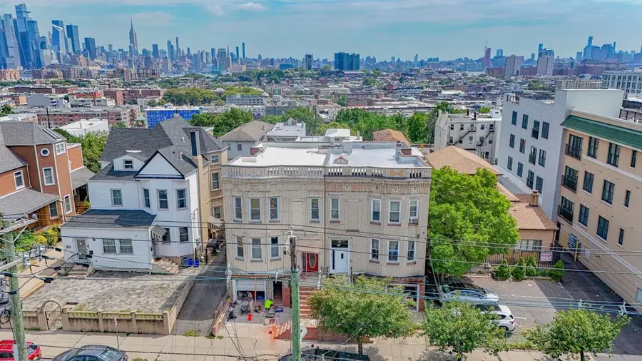 628 PALISADE AVE, Jersey City, NJ 07307 - #2