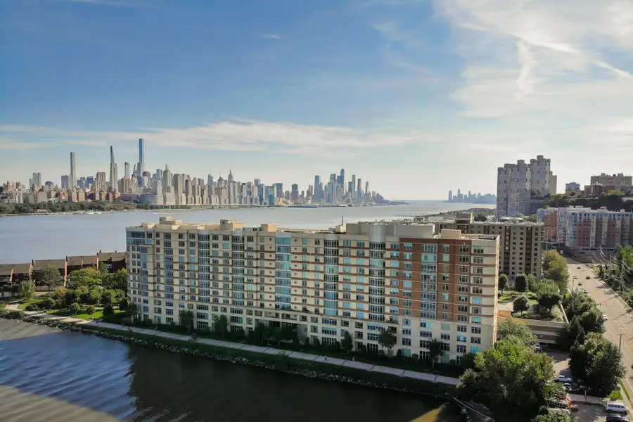 8100 RIVER RD #915, North Bergen, NJ 07047 - #2