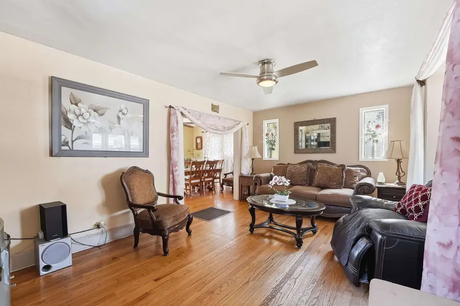 52 HARCOURT AVE, Bergenfield, NJ 07621 - #2