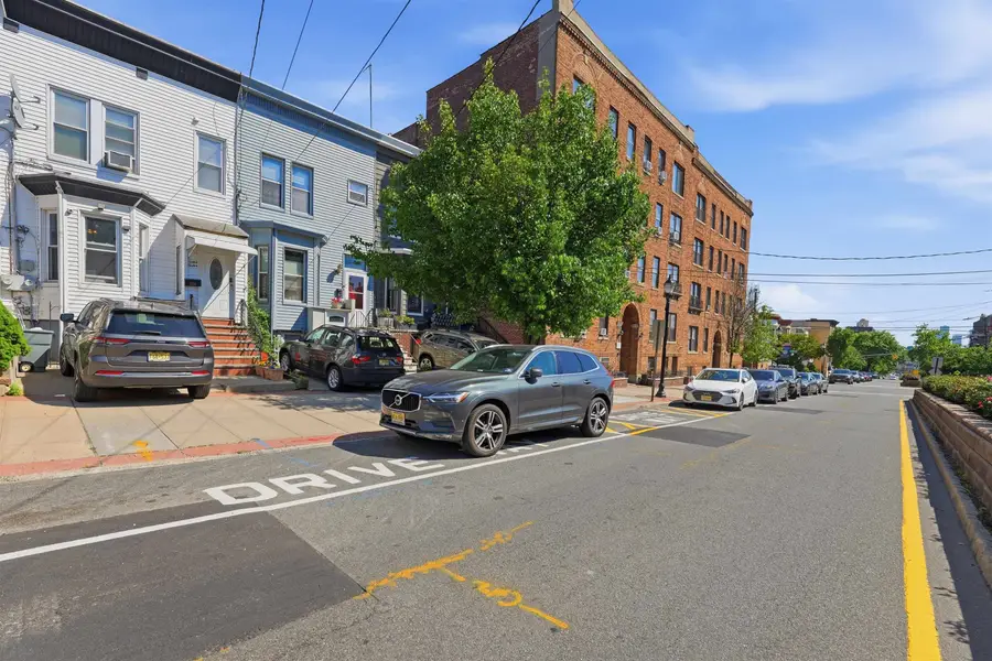1212 CENTRAL AVE, Union City, NJ 07087 - #2