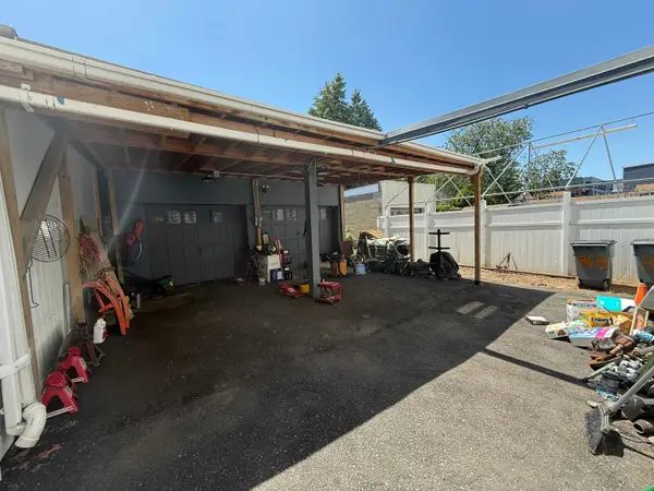 363 EGE AVE, JC, West Bergen, NJ 07304