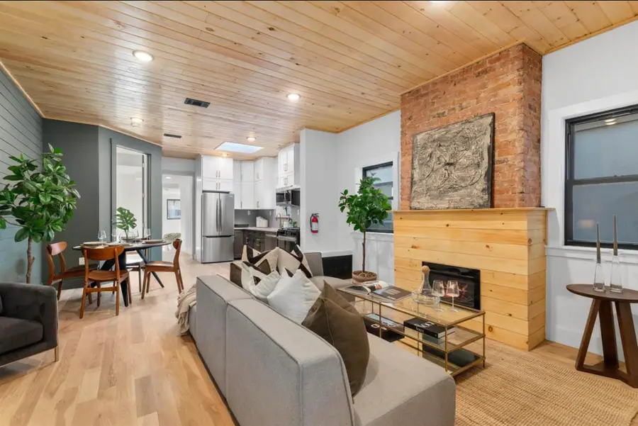 297 NEW YORK AVE, Jersey City, NJ 07307 - #2