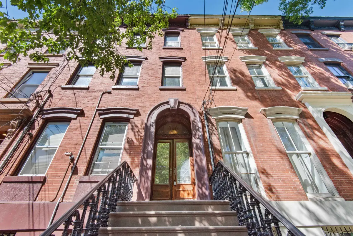 128 WAYNE ST, Jersey City, NJ 07302 - #1