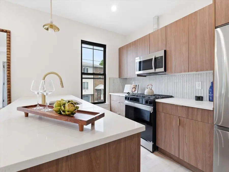 29 WELDON ST #2, Jersey City, NJ 07306 - #3