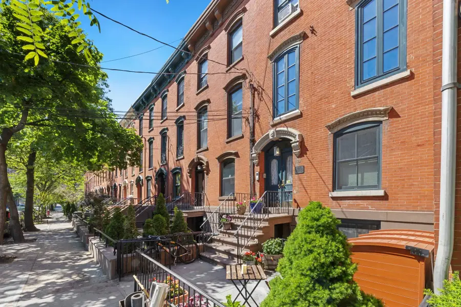 132 SUSSEX ST, Jersey City, NJ 07302 - #2