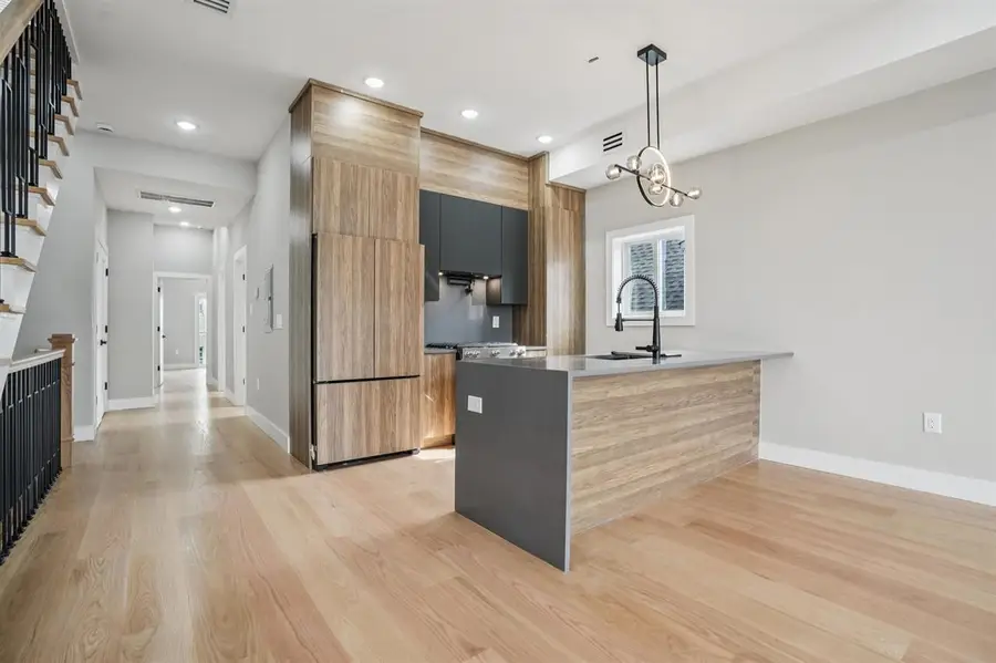 68 THORNE ST #2, Jersey City, NJ 07307 - #3
