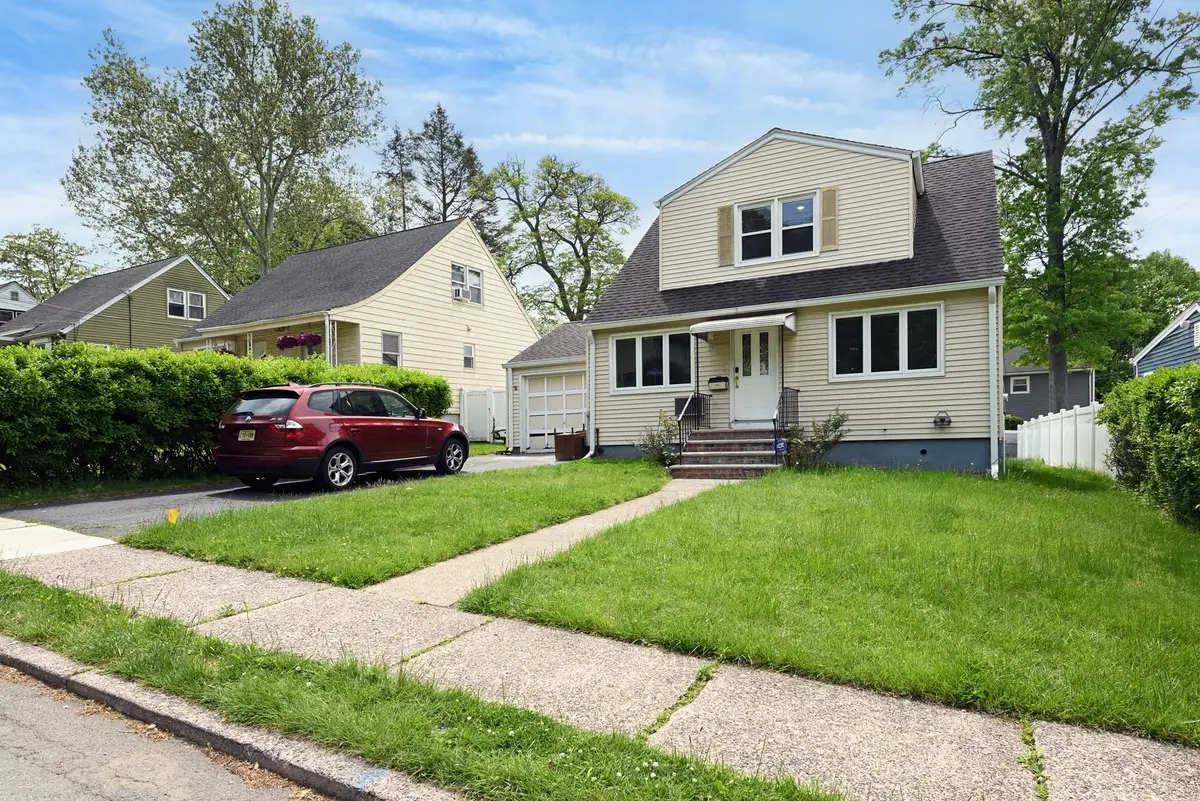 28 LIVINGSTON PL, Teaneck, NJ 07666 - #1