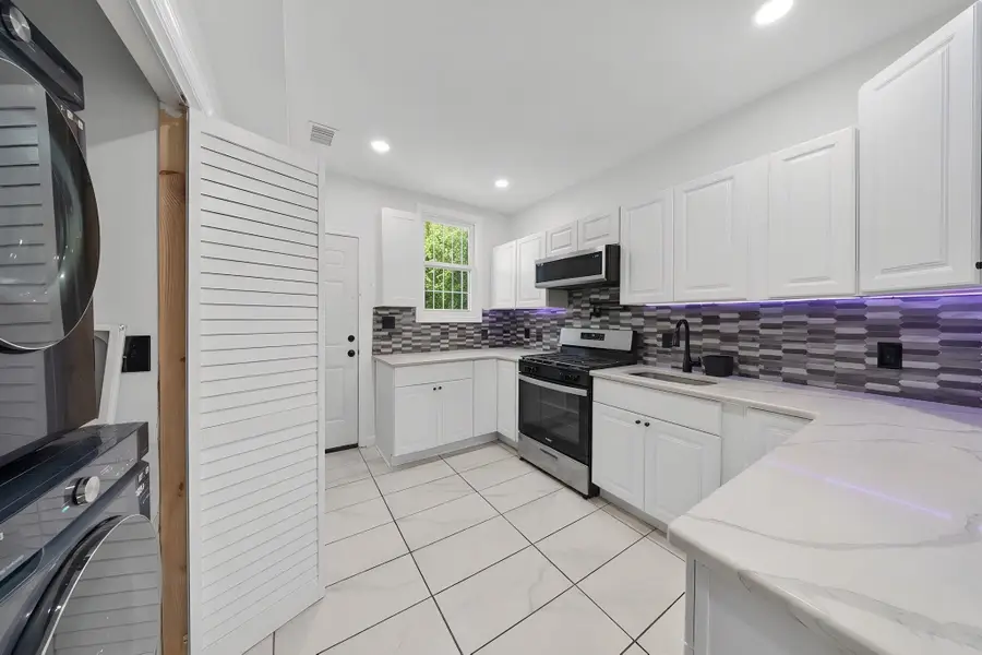 192 CLAREMONT AVE, Jersey City, NJ 07305 - #3