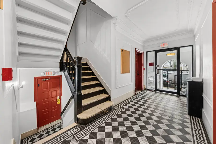57 CORBIN AVE #B2, Jersey City, NJ 07306 - #2