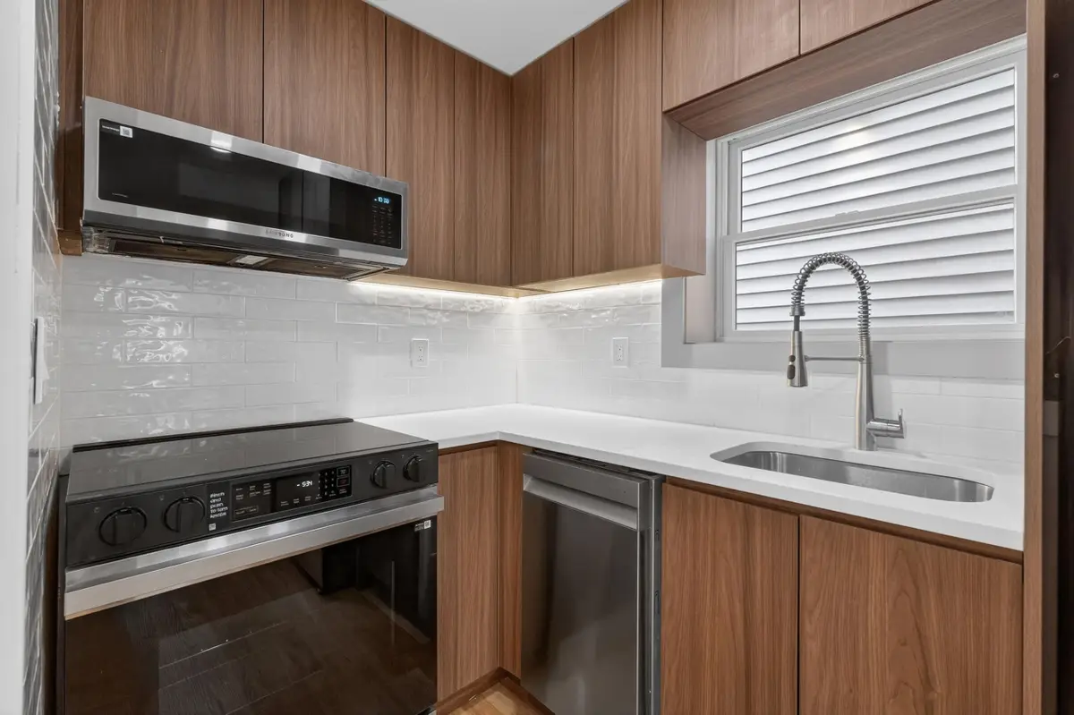 161 WOODLAWN AVE #ADU, Jersey City, NJ 07305 - #1