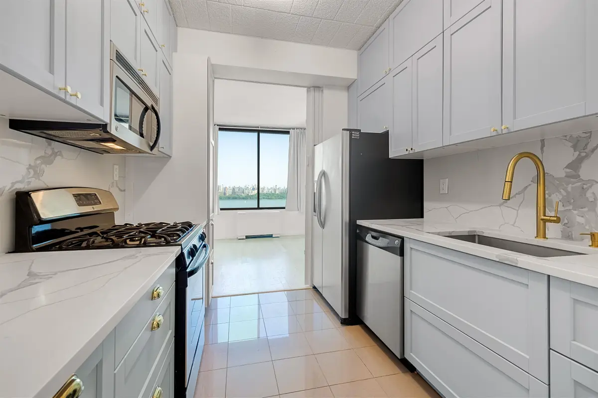 9060 PALISADE AVE #404, North Bergen, NJ 07047 - #1