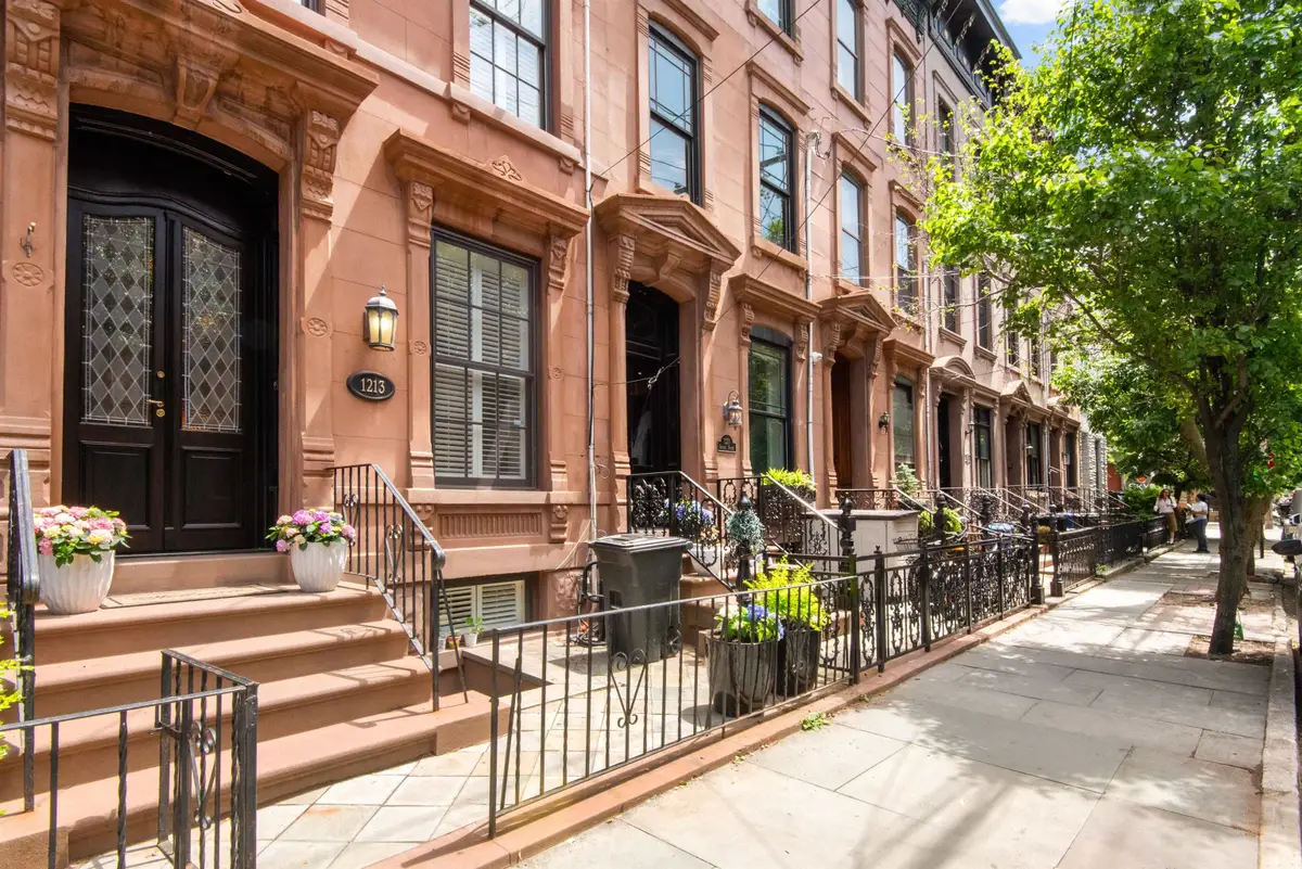 1213 GARDEN ST, Hoboken, NJ 07030 - #1