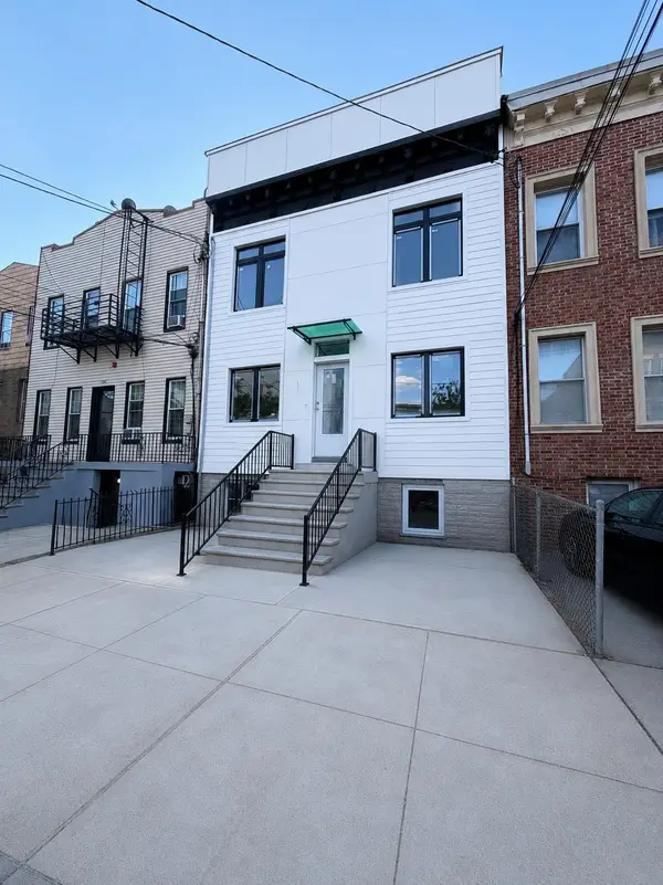 291 NEW YORK AVE #4, JC, Heights, NJ 07307