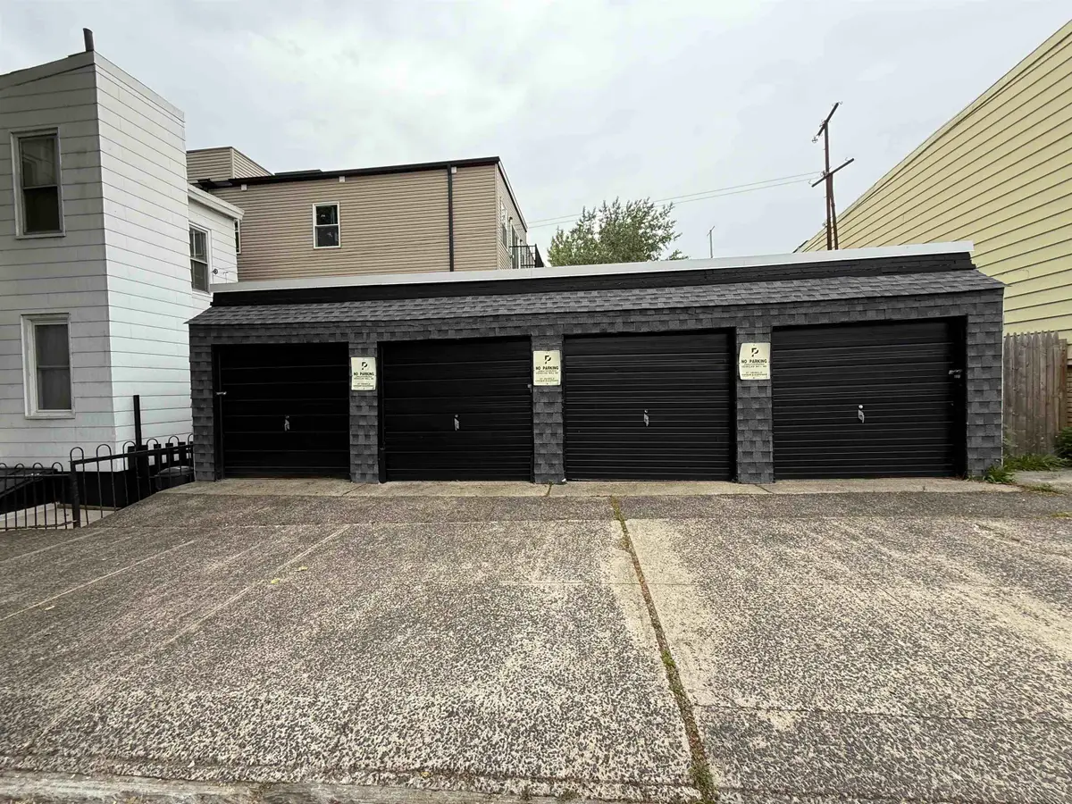 52 LOGAN AVE, Jersey City, NJ 07306 - #1