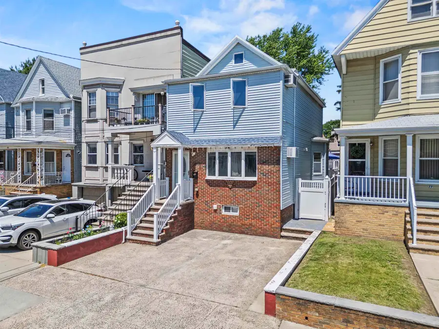 79 27TH ST, Bayonne, NJ 07002 - #2