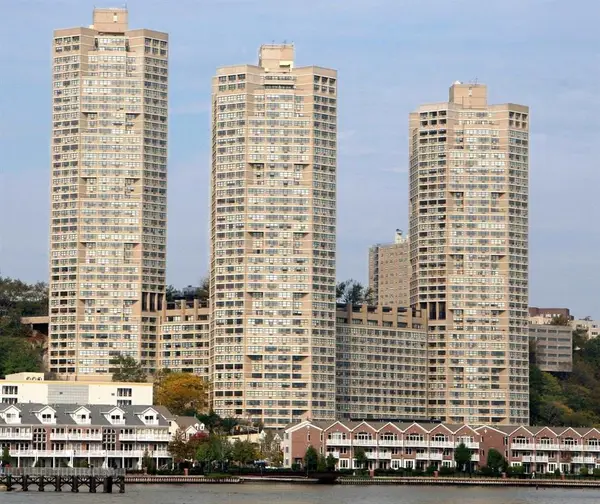 7000 blvd east BLVD #45E, Guttenberg, NJ 07093