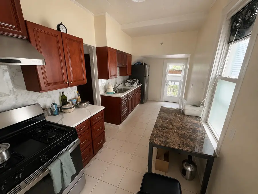 16 MILLER ST, Jersey City, NJ 07304 - #3