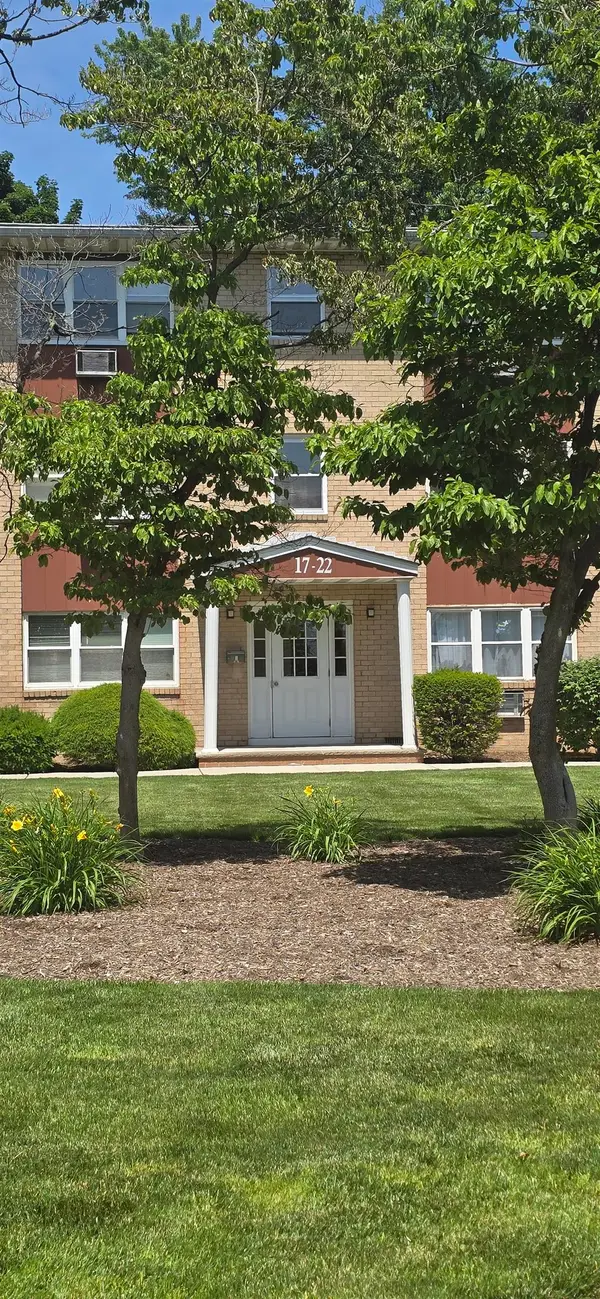 2 RADIO AVE #A18, Secaucus, NJ 07094