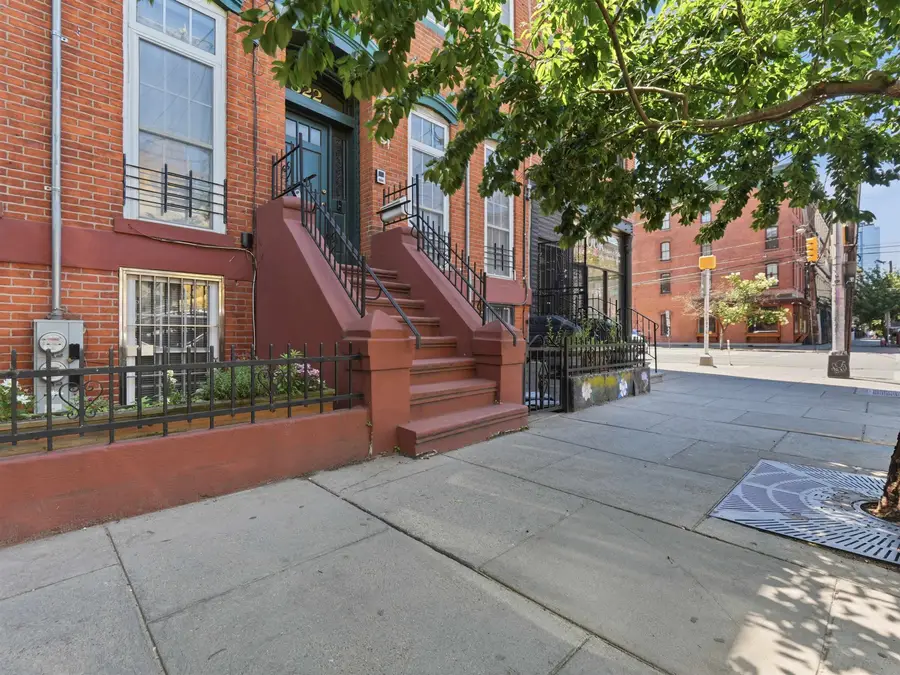 522 JERSEY AVE, Jersey City, NJ 07302 - #2