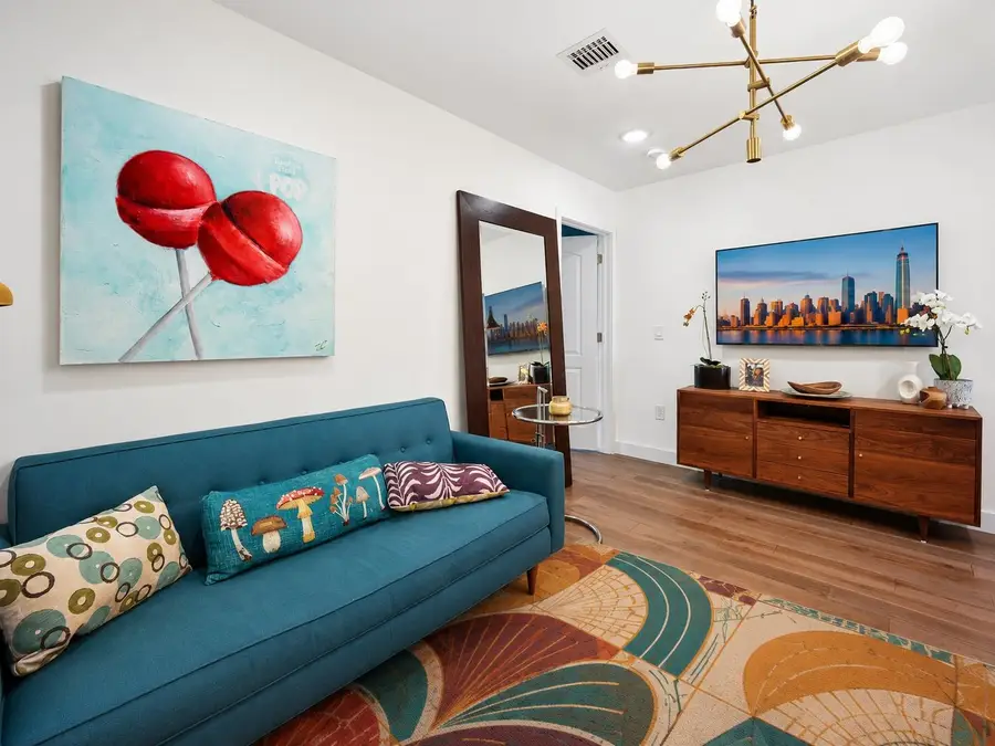 41 BEACON AVE #2, Jersey City, NJ 07306-1111 - #2
