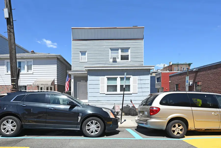 1807 MANHATTAN AVE, Union City, NJ 07087 - #2