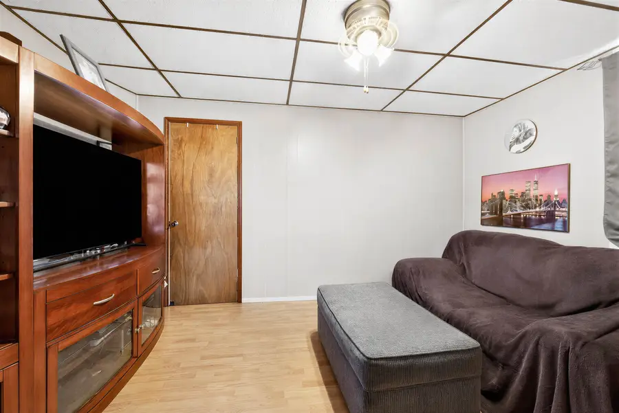 1807 MANHATTAN AVE, Union City, NJ 07087 - #3