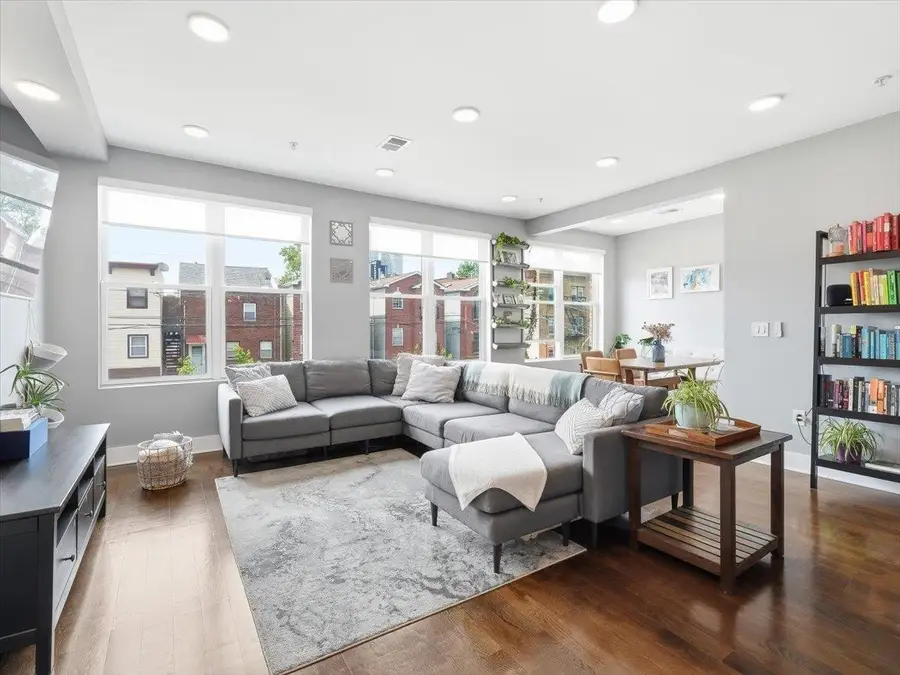 50 LAIDLAW AVE #2, Jersey City, NJ 07306 - #2