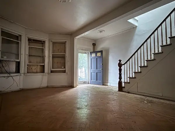 445A FAIRMOUNT AVE, JC, Journal Square, NJ 07306