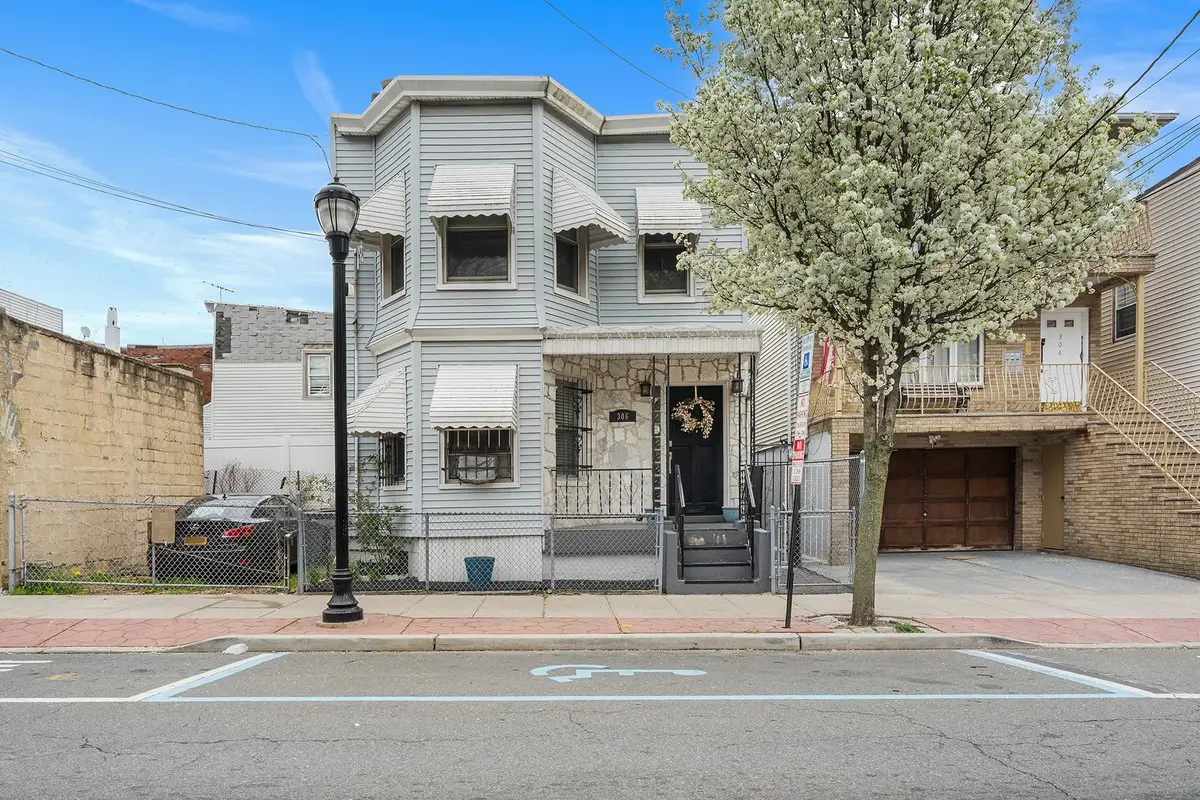 306 BERGENLINE AVE, Union City, NJ 07087 - #1
